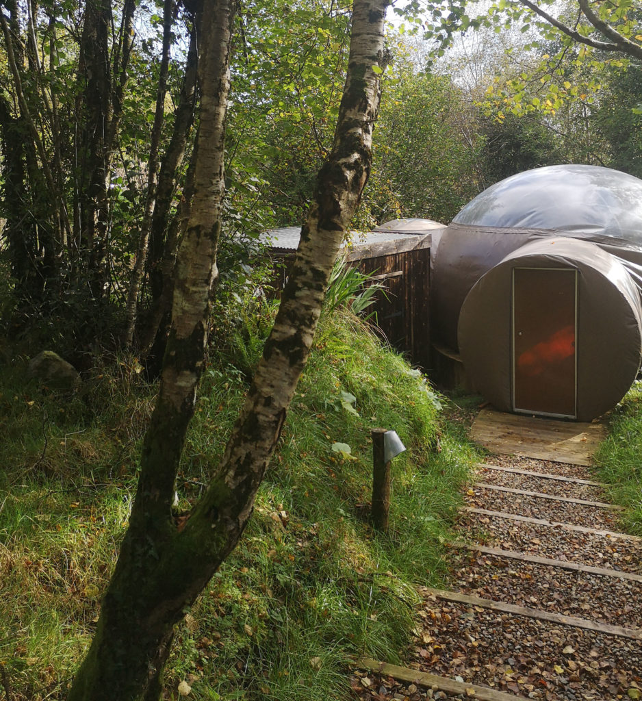 Unusual Accommodation In Ireland: Exterior of the bubble dome in Finn Lough